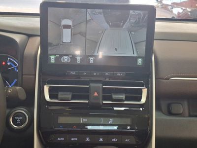 toyota innova hybdrit