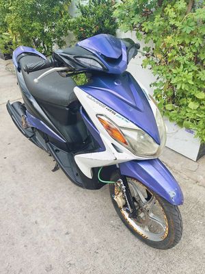 Yamah Luvias 