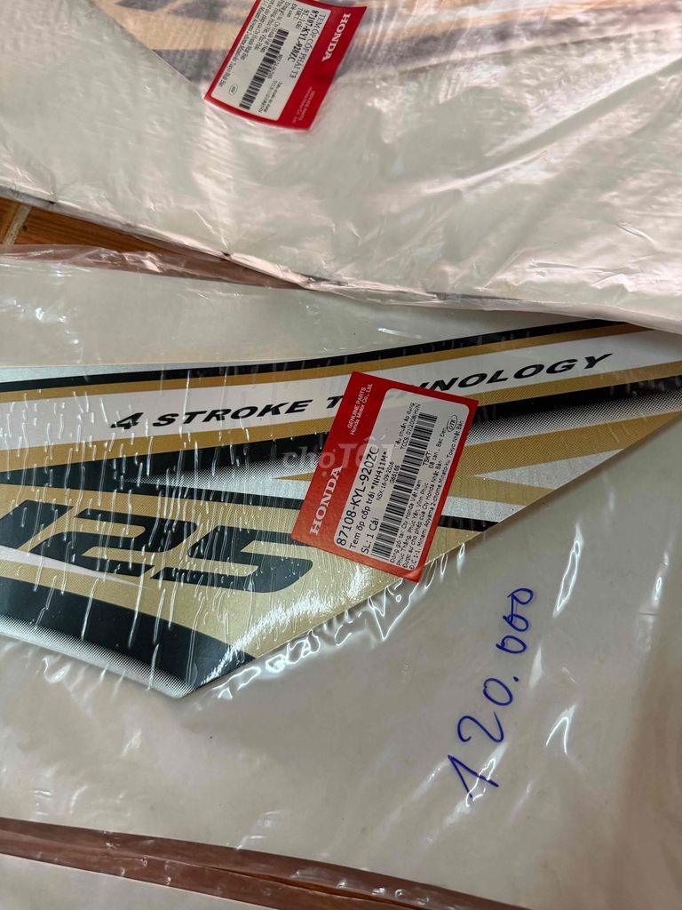 Tem Future neo GT 2009 đen bạc,vỏ Wave 125i 2011. Mua bán Phụ tùng xe tại Huyện Châu Phú An Giang được đăng bởi Made in Thailand  hình 6