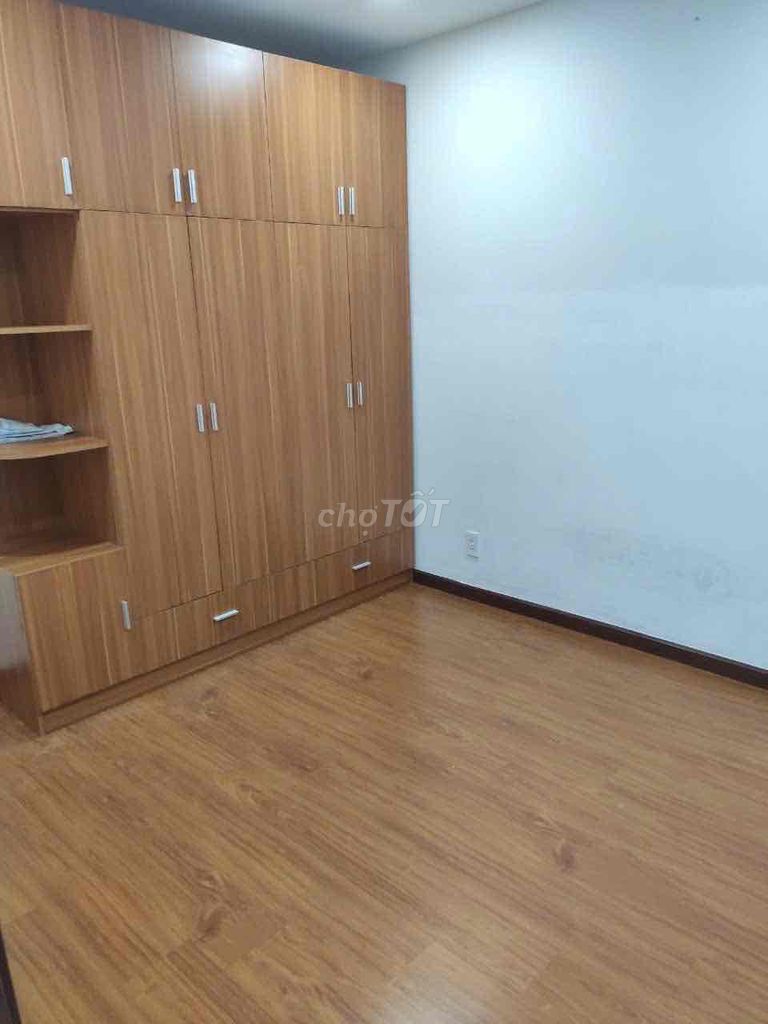 GĐ cần bán căn hộ chung cư Samsora Riverside