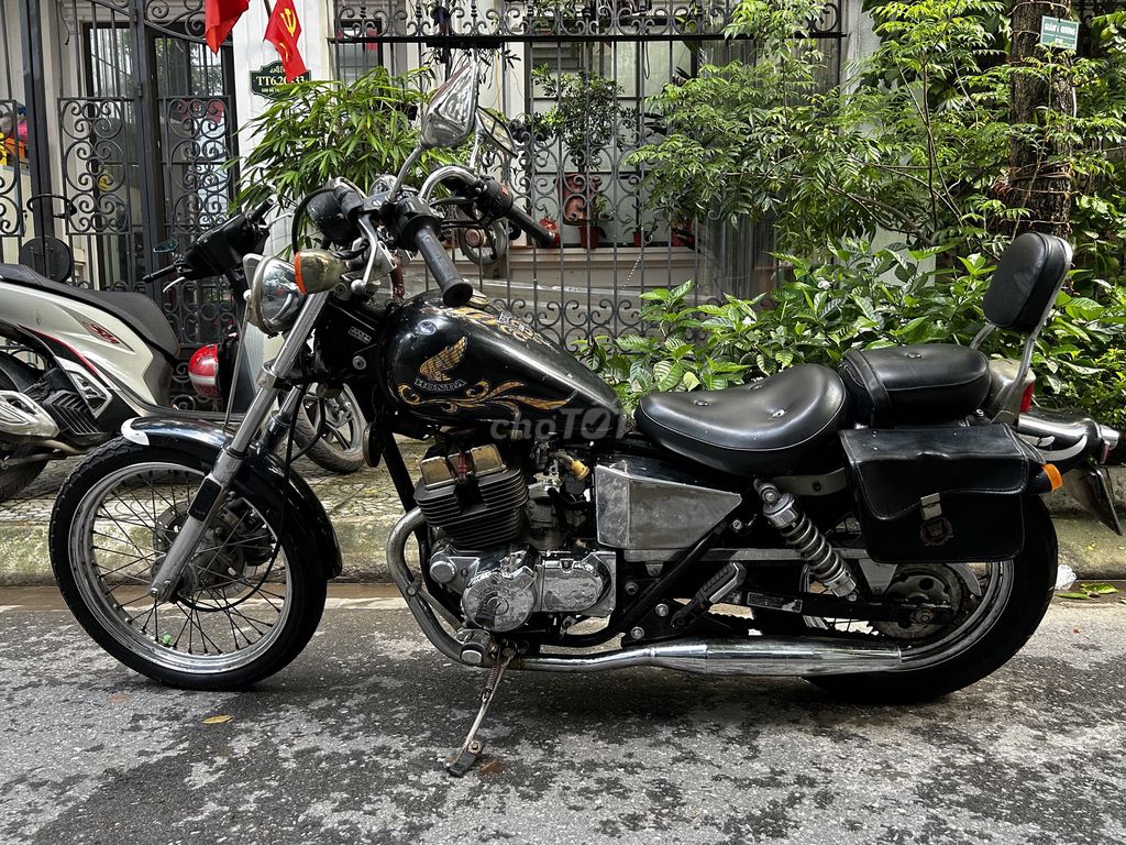 Honda Rebel 250 lắc kê vàng zin chất. Mua bán Xe máy tại Quận Thanh Xuân Hà Nội được đăng bởi ALek hình 1