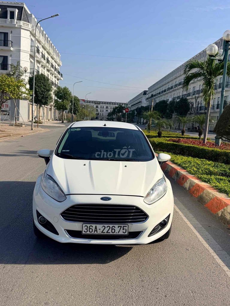 Ford Fiesta 2016 số tự động. Mua bán Ô tô tại Huyện Đông Sơn Thanh Hóa được đăng bởi Xe cũ Thanh Hoá hình 3