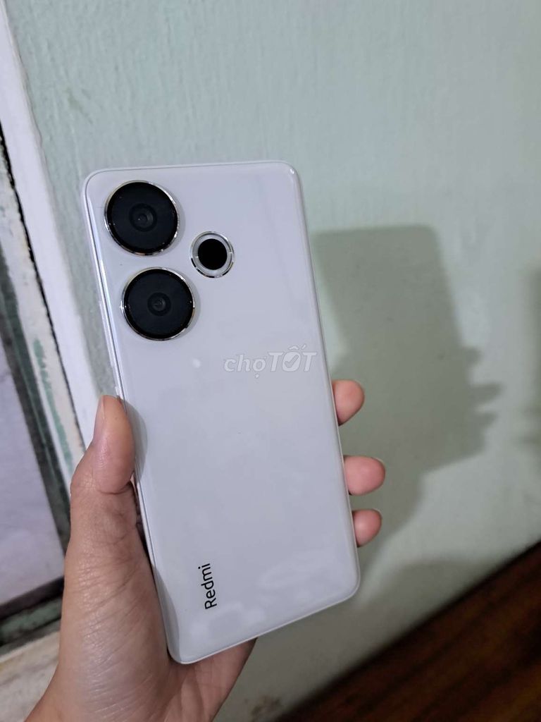 Xiaomi Poco F6 trắng 256G/12+4G nguyên zin. Mua bán Điện thoại tại Quận Hải Châu Đà Nẵng được đăng bởi Nguyễn hoàng long hình 1