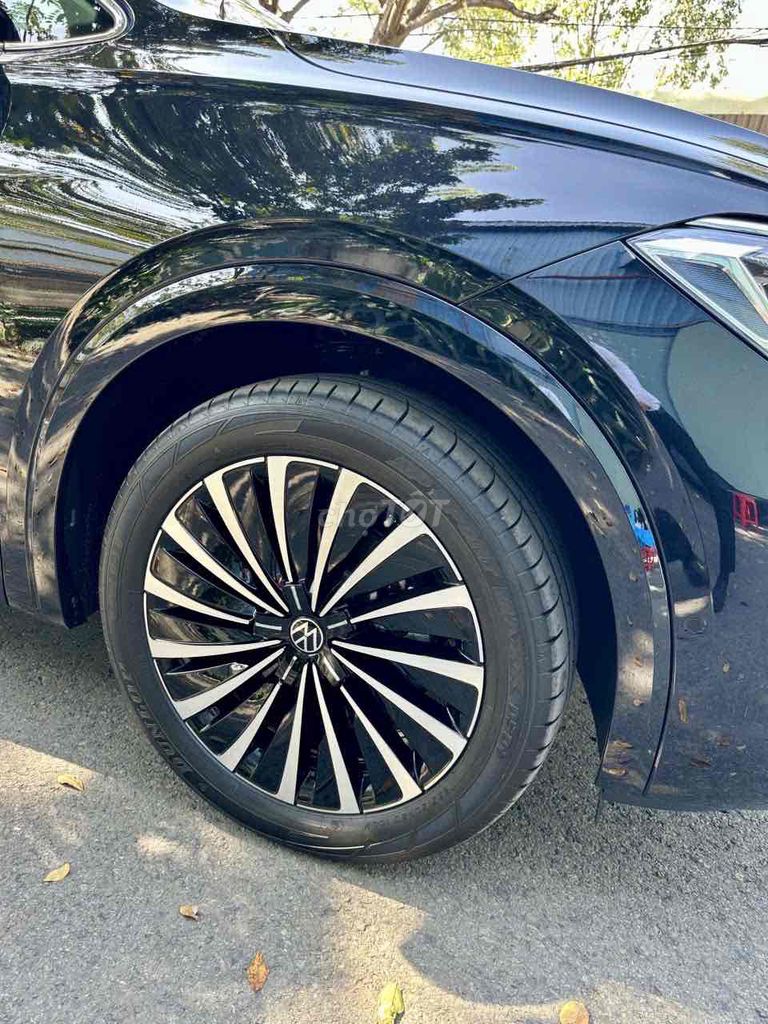Volkswagen Viloran Trả trước chỉ từ 345tr. Mua bán Ô tô tại Quận 5 Tp Hồ Chí Minh được đăng bởi Kim Loan Volkswagen Golden  hình 9