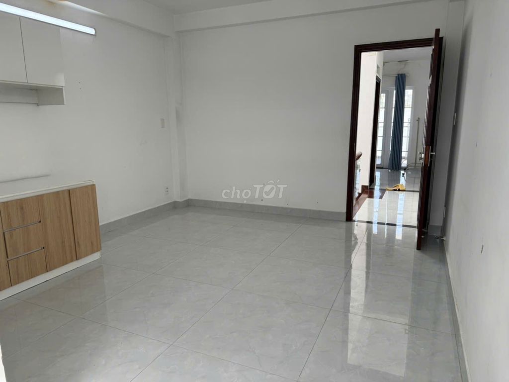 Cho thuê phòng Hẻm xe hơi mới sạch sẽ đường lê văn quới, bình trị đông
