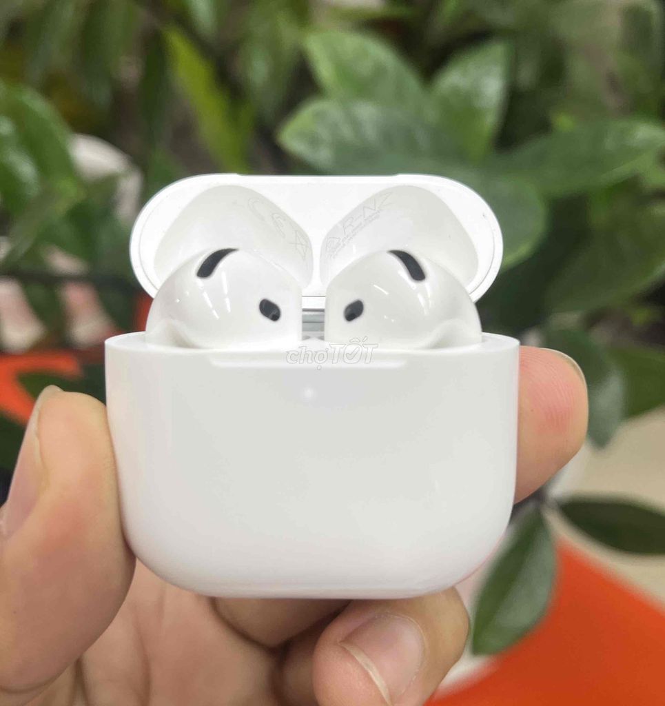 Tai nghe Apple AirPods 4 Trắng Đã sử dụng. Mua bán Tivi, Âm thanh tại Quận 10 Tp Hồ Chí Minh được đăng bởi Toàn Thắng hình 1