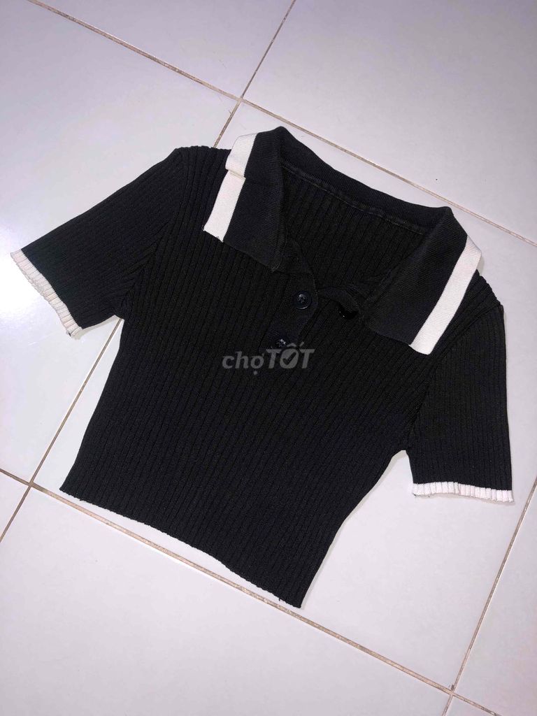 Áo croptop Polo nữ mau den size S Đen. Mua bán Quần áo tại Quận Tân Phú Tp Hồ Chí Minh được đăng bởi Võ Thị Thắm hình 1