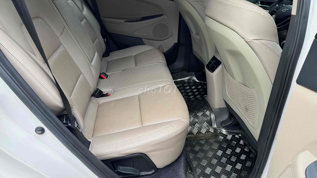 Hyundai Tucson 2018 2.0 AT - 49000 km. Mua bán Ô tô tại Thành phố Buôn Ma Thuột Đắk Lắk được đăng bởi đạt lê hình 20