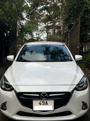 Mazda Mazda 2 Hatchback 2018 Trắng 70000 km