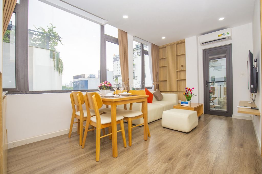 căn hộ dịch vụ 2 ngủ -  75m² | 1100 USD/tháng | Full nội thất