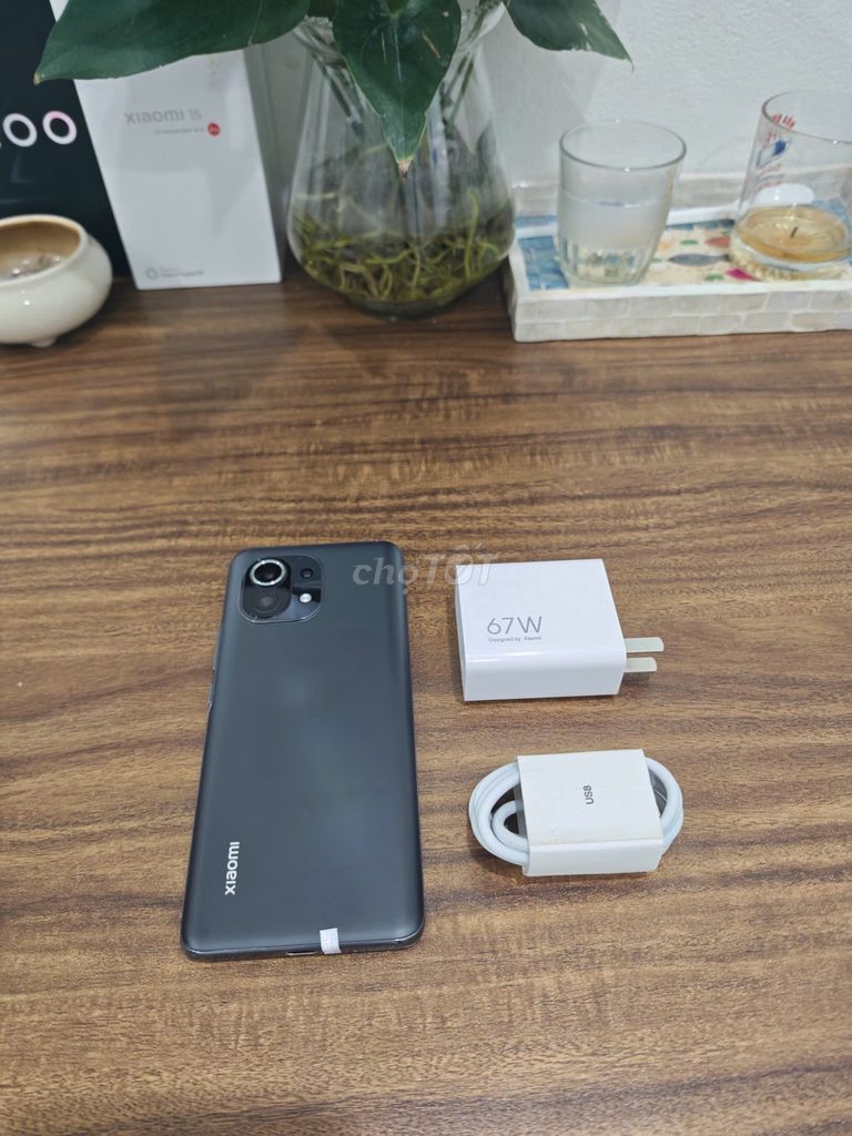 Xiaomi Mi 11 5G 8/256 Đen Quốc Tế sạc 67w có COD. Mua bán Điện thoại tại Quận Hoàng Mai Hà Nội được đăng bởi Trần Ngọc Hiếu hình 1