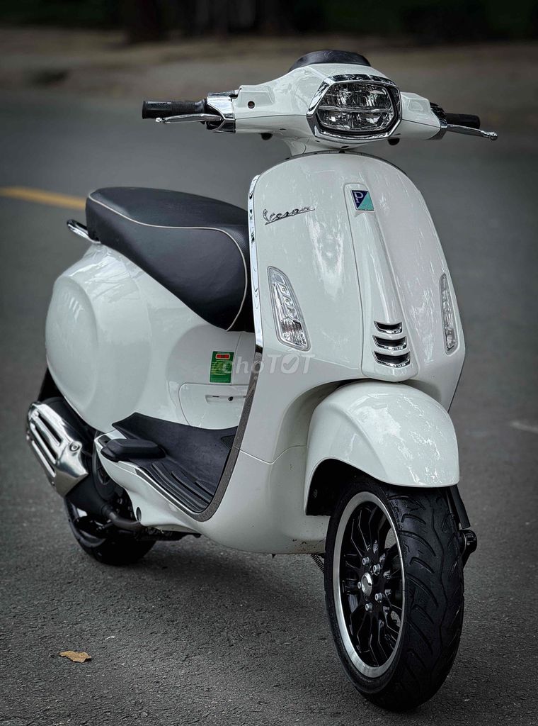 Vespa Sprint 125i 2022 Chính chủ ký. Mua bán Xe máy tại Thành phố Biên Hòa Đồng Nai được đăng bởi Xe Máy Sơn Trung Duy hình 4