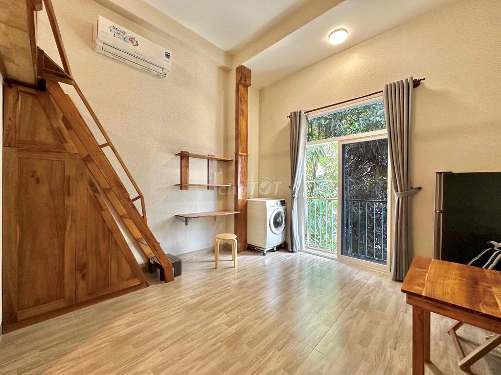 CHO THUÊ CĂN HỘ PENTHOUSE GÁC CAO BANCOL GIÁ RẺ GẦN GA SÀI GÒN THÁNG 8