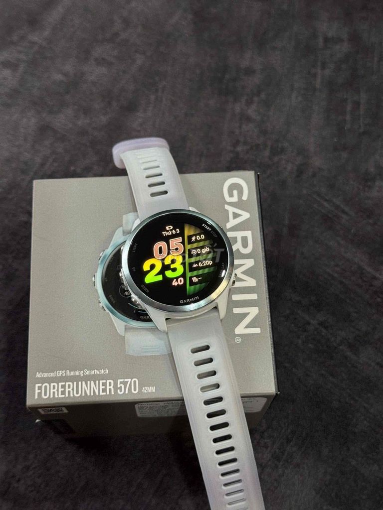Garmin Forerunner 570 Trắng 42mm. Mua bán Thiết bị đeo thông minh tại Quận 8 Tp Hồ Chí Minh được đăng bởi Quỳnh Như hình 1