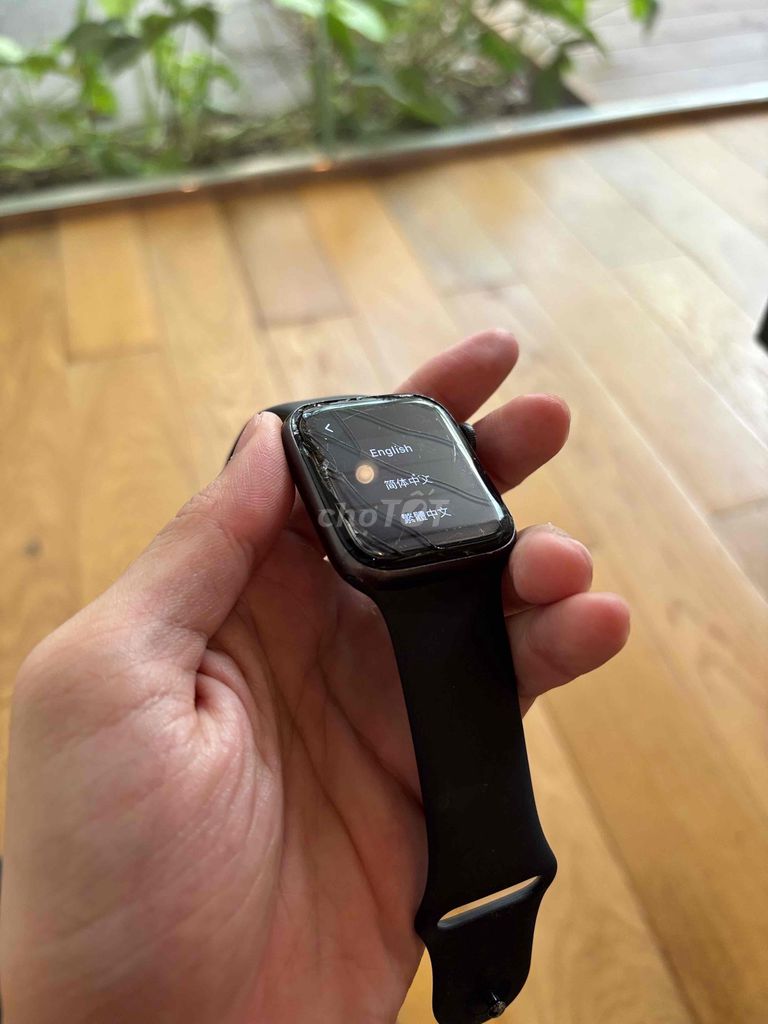 Apple Watch Series 6 44mm Đen. Mua bán Thiết bị đeo thông minh tại Quận Tân Phú Tp Hồ Chí Minh được đăng bởi Nguyên Huy Phan hình 1