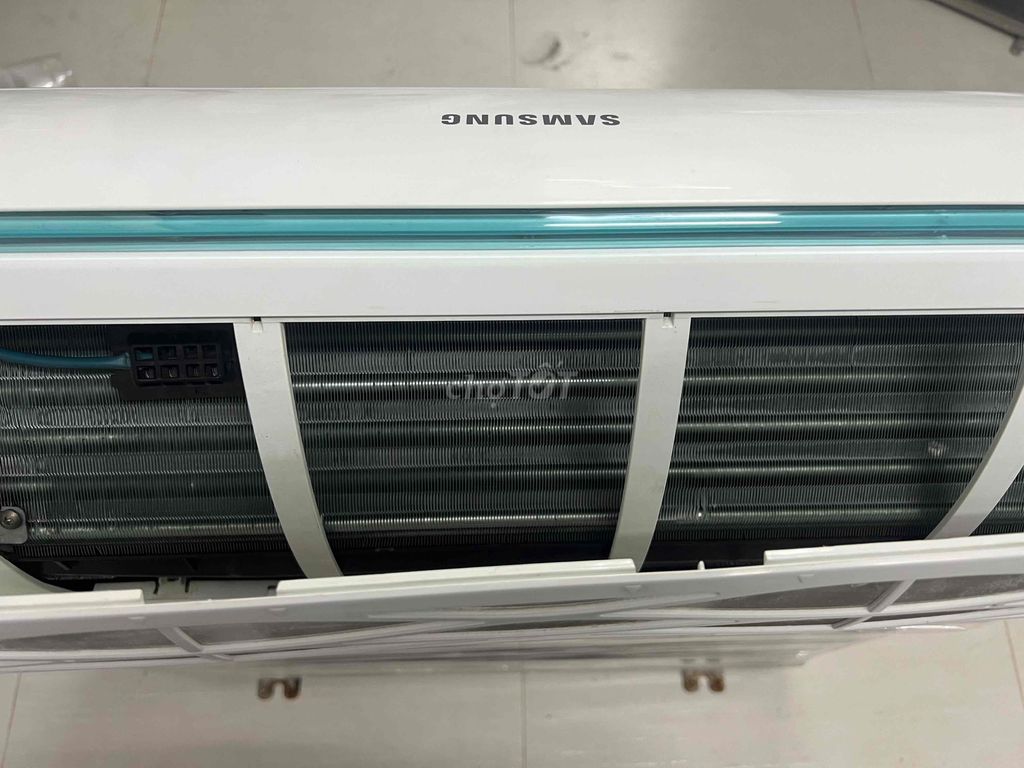 Máy Lạnh Samsung 1HP inverter mới 95%