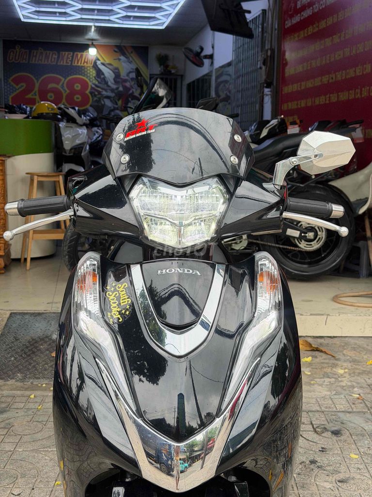 Главный владелец Honda LEAD 2020 SMK DAB UP 4Val Зинь Кенг