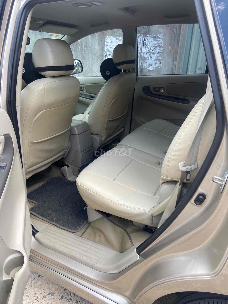 Innova 2014 số Tự động xe zin. Mua bán Ô tô tại Thành phố Biên Hòa Đồng Nai được đăng bởi Trần Quốc Bảo hình 8