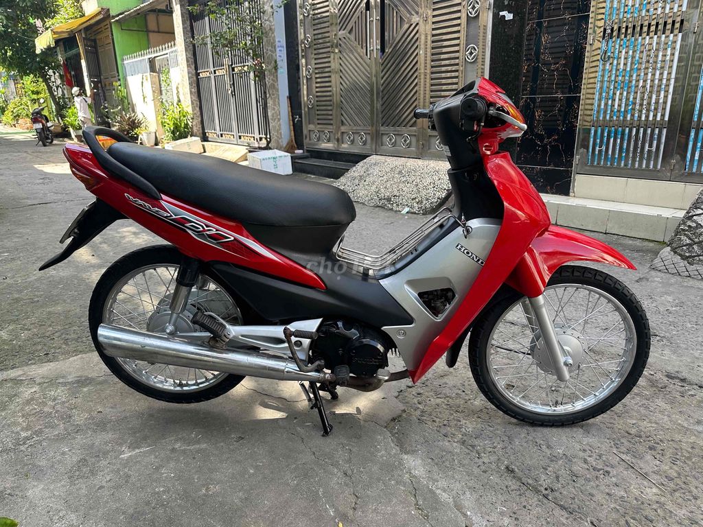 Wave 50cc  màu đỏ bánh căm. Mua bán Xe máy tại Quận Bình Tân Tp Hồ Chí Minh được đăng bởi Tâm Công hình 1