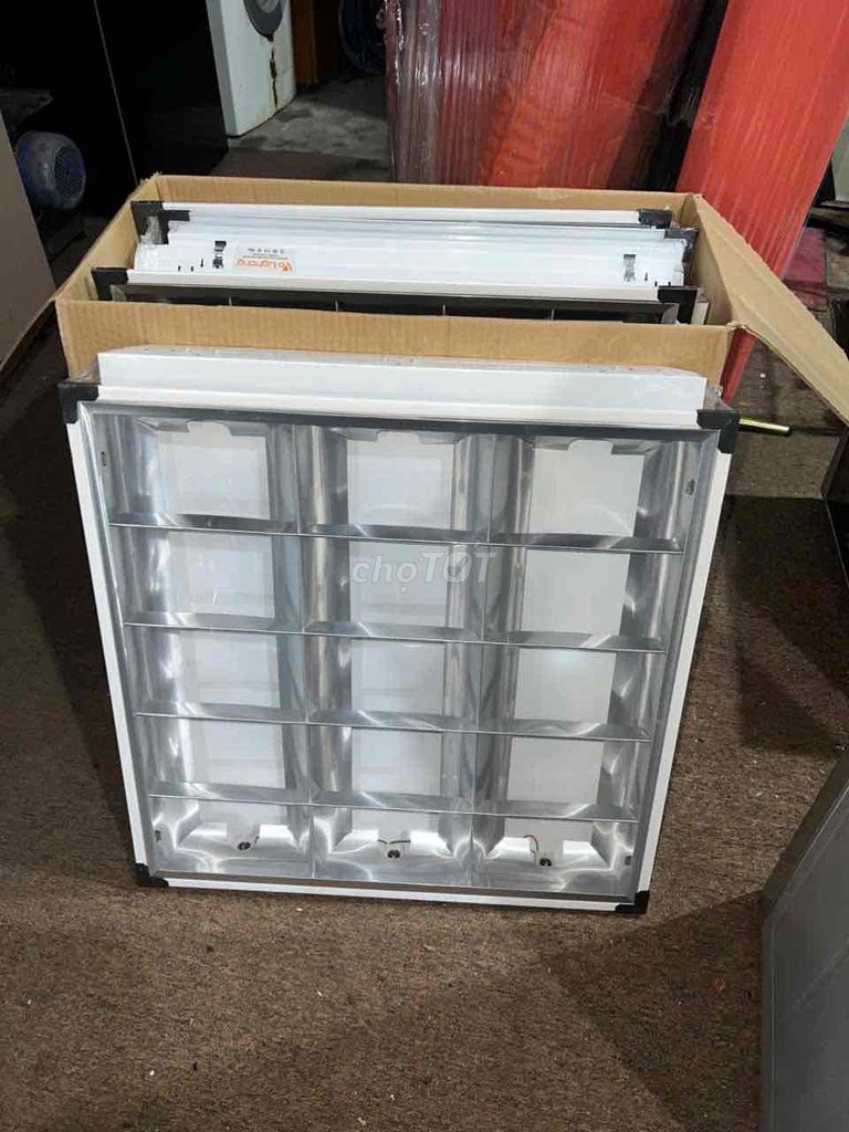 Máng đèn LED âm trần chưa sử dụng 4 cái. Mua bán Đèn tại Quận Hà Đông Hà Nội được đăng bởi Nguyễn Viết Hiếu hình 1