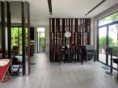 Аренда · 4 комн. · 180 м² · Thành phố Thủ Đức, ул. Liên Phường