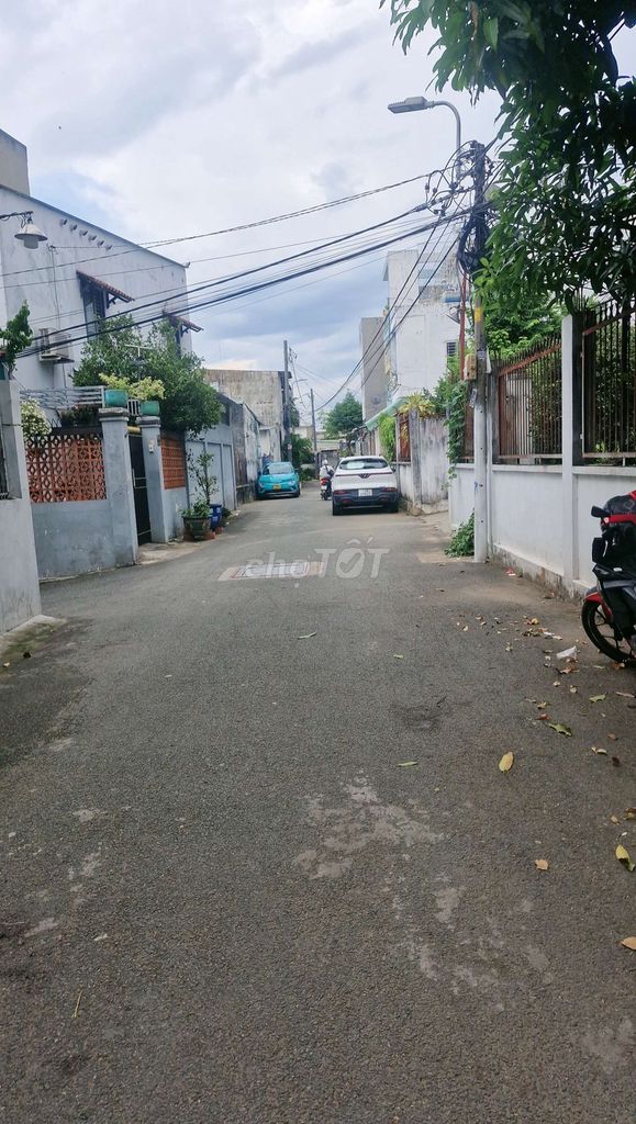 Дом на номерной улице Phuoc Binh, District 9, рядом с Global City