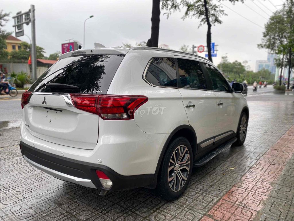Mitsubishi Outlander 2018 2.4 Trắng. Mua bán Ô tô tại Quận Nam Từ Liêm Hà Nội được đăng bởi Auto Hoàn kều  hình 5