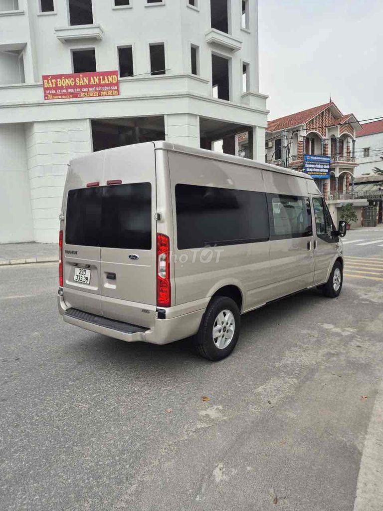 Ford Transit 2019 Van - 15000 km. Mua bán Ô tô tại Quận Long Biên Hà Nội được đăng bởi Nguyễn Văn Tuấn hình 3