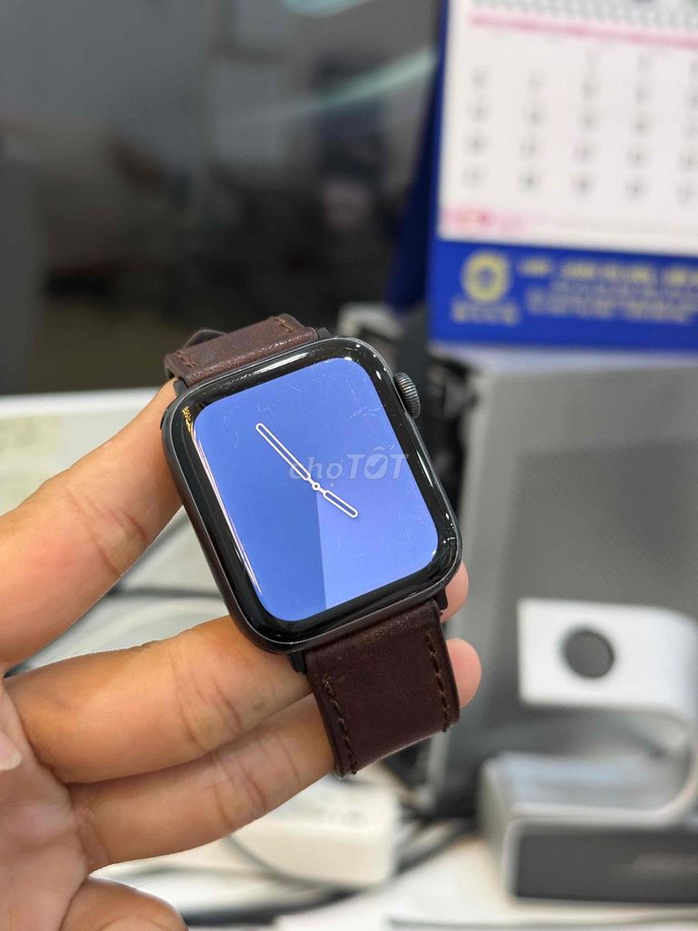 Apple Watch SE 44mm Đen Đã sử dụng ngoại hình 96%. Mua bán Thiết bị đeo thông minh tại Quận Ninh Kiều Cần Thơ được đăng bởi Phạm Minh Tâm hình 1