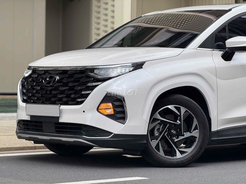 Hyundai Custin 2023 Cao Cấp 2.0T - 16.000 km. Mua bán Ô tô tại Thành phố Thủ Đức Tp Hồ Chí Minh được đăng bởi Hùng Xe Đẹp hình 2