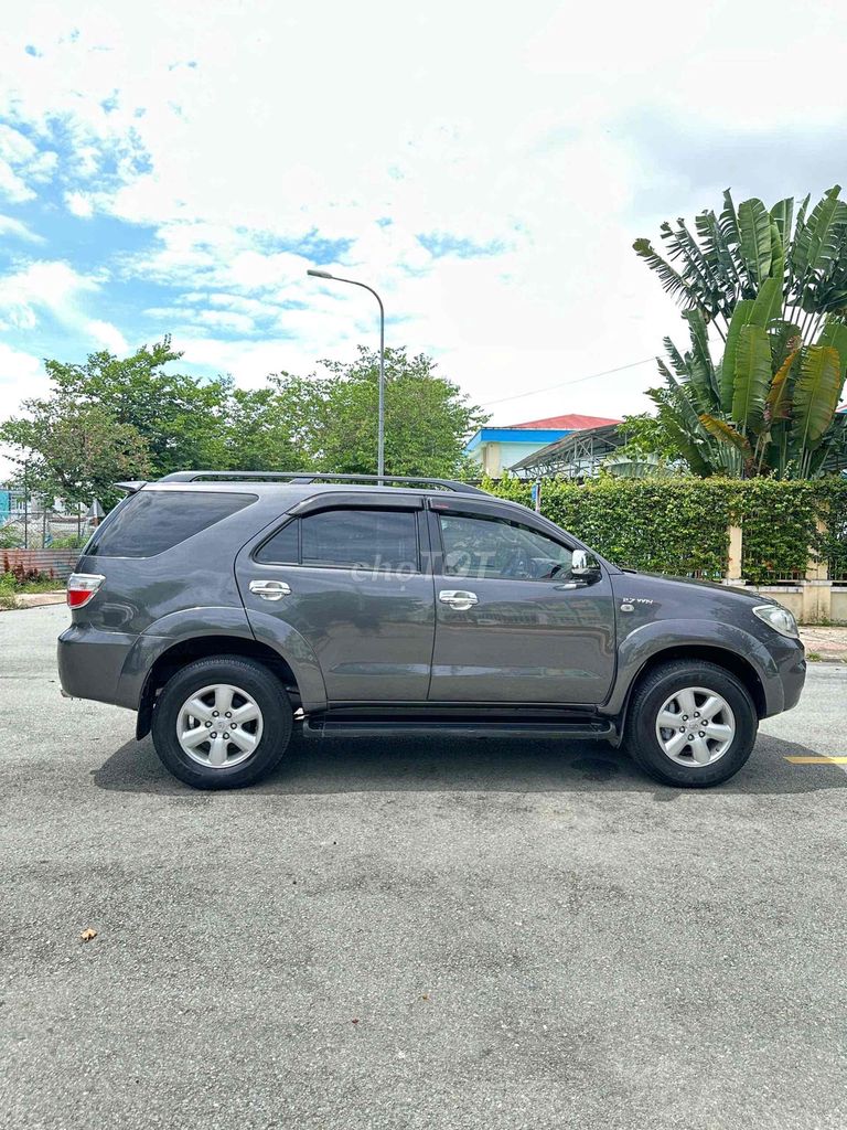 Toyota Fortuner 2010 2.7V 4x4 AT -. Mua bán Ô tô tại Quận 1 Tp Hồ Chí Minh được đăng bởi AUTO 380 hình 8