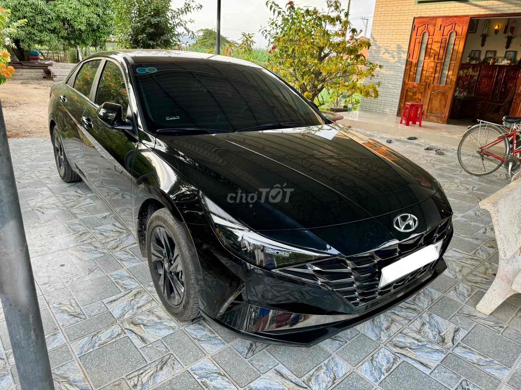 Hyundai Elantra 2022 1.6 AT Đặc biệt - 45000 km