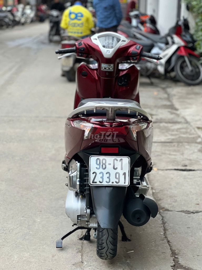 Lead 4 van,2023, máy khỏe, chạy êm, tiết kiệm xăng. Mua bán Xe máy tại Quận Nam Từ Liêm Hà Nội được đăng bởi E Hoà hình 5