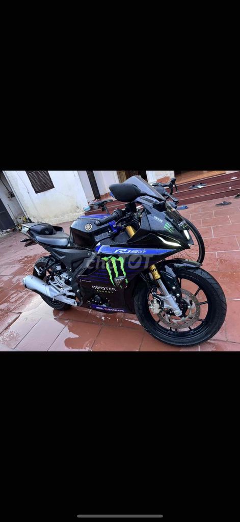 R15m v4 bản Monster giới hạn. Mua bán Xe máy tại Quận Hà Đông Hà Nội được đăng bởi Minh Su hình 1