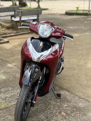 Honda SH Mode Đỏ. Mua bán Xe máy tại Thành phố Buôn Ma Thuột Đắk Lắk được đăng bởi Khánh Ng