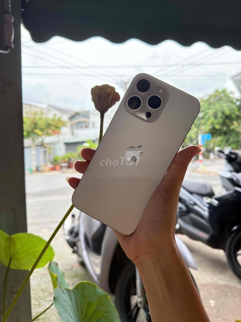 Apple iPhone 15 Pro Max 1TB Trắng Mỹ. Mua bán Điện thoại tại Thành phố Biên Hòa Đồng Nai được đăng bởi Huỳnh  hình 1