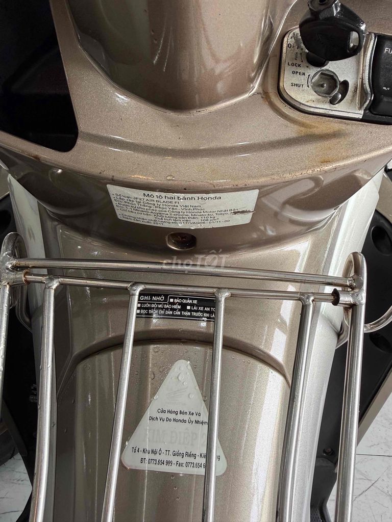 AIR BLADE 2012. Xém Cọp - Cực Đẹp - Máy Zin Êm Ấm. Mua bán Xe máy tại Thành phố Rạch Giá Kiên Giang được đăng bởi XE MÁY CŨ TÂN 128 hình 9