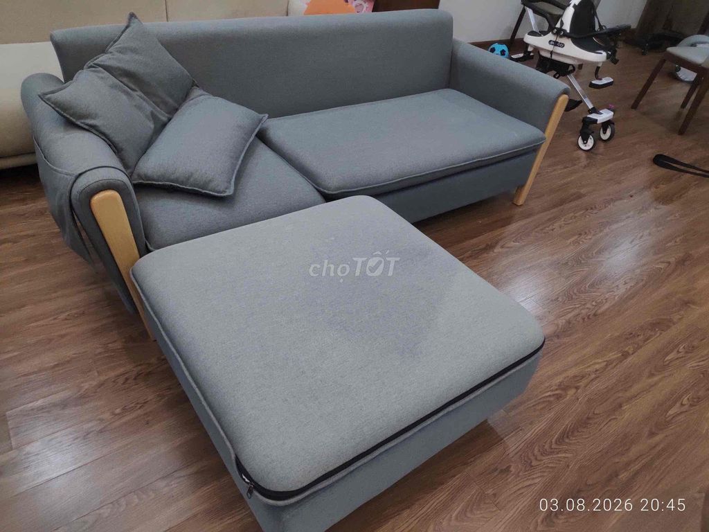 Ghế sofa Vải Gỗ Xám 2 chỗ Hiện đại. Mua bán Bàn ghế tại Quận Tây Hồ Hà Nội được đăng bởi Hồng Ngọc hình 1