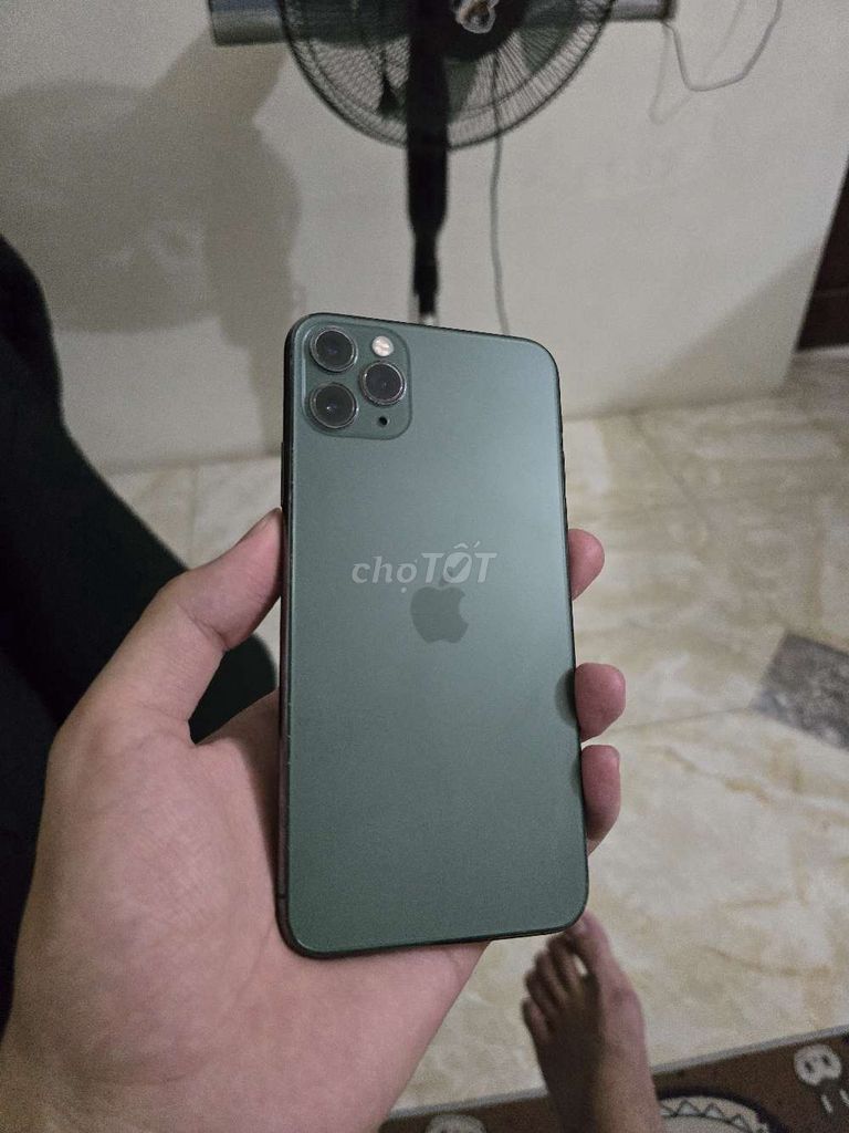 iPhone 11 Pro Max 256GB qt Xanh rêu. Mua bán Điện thoại tại Huyện Mê Linh Hà Nội được đăng bởi Xuân Hưngg hình 1