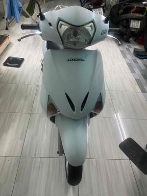 Honda Lead Trắng Đã sử dụng