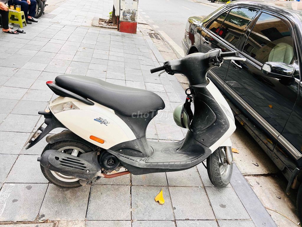 Piazzo Zip màu trắng giá 6,5 triệu, ***. Mua bán Xe máy tại Quận Hoàn Kiếm Hà Nội được đăng bởi Pham Quang hình 3