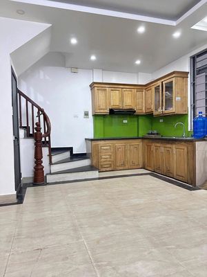 Nhà phố 35 m² · 4 PN · Phố Nguyễn Cảnh Dị