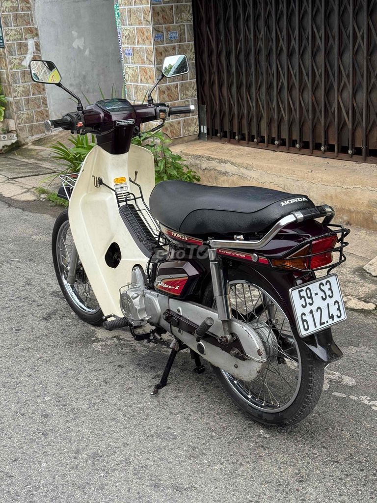 Honda Dream Thai 1998 Красная слива, кремовая
