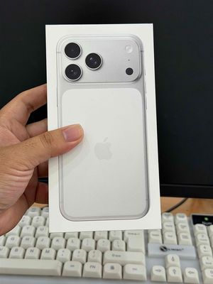 iPhone 17 PRO MAX 256GB BẠC NEW 100% VN. Mua bán Điện thoại tại Quận Ninh Kiều Cần Thơ được đăng bởi Cầm Đồ Tấn Lợi