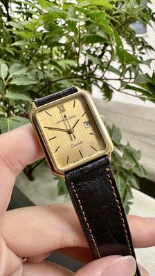 Đồng hồ tank Universal Geneve Thuỵ Sỹ. Mua bán Đồng hồ tại Quận 3 Tp Hồ Chí Minh được đăng bởi Quân