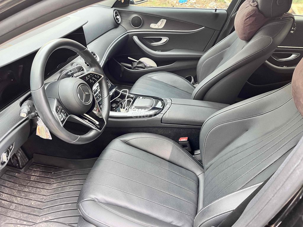 Mercedes Benz E Class 2021 E180 - 25000 km. Mua bán Ô tô tại Quận 7 Tp Hồ Chí Minh được đăng bởi Lê quốc toàn hình 7