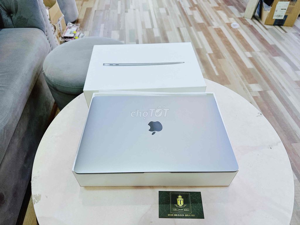 Macbook Air M1 8G/256G 13in mới 99% có Trả Góp. Mua bán Laptop tại Quận Hải Châu Đà Nẵng được đăng bởi TUẤN LUXURY MOBILE ĐÀ NẴNG hình 1
