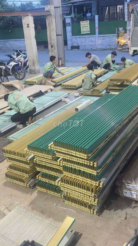 Cửa kéo Đài Loan Kéo xếp kim loại. Mua bán Nội thất, đồ gia dụng khác tại Thị xã Hoài Nhơn Bình Định được đăng bởi Cửa cuốn Thành Trì Di Linh hình 1