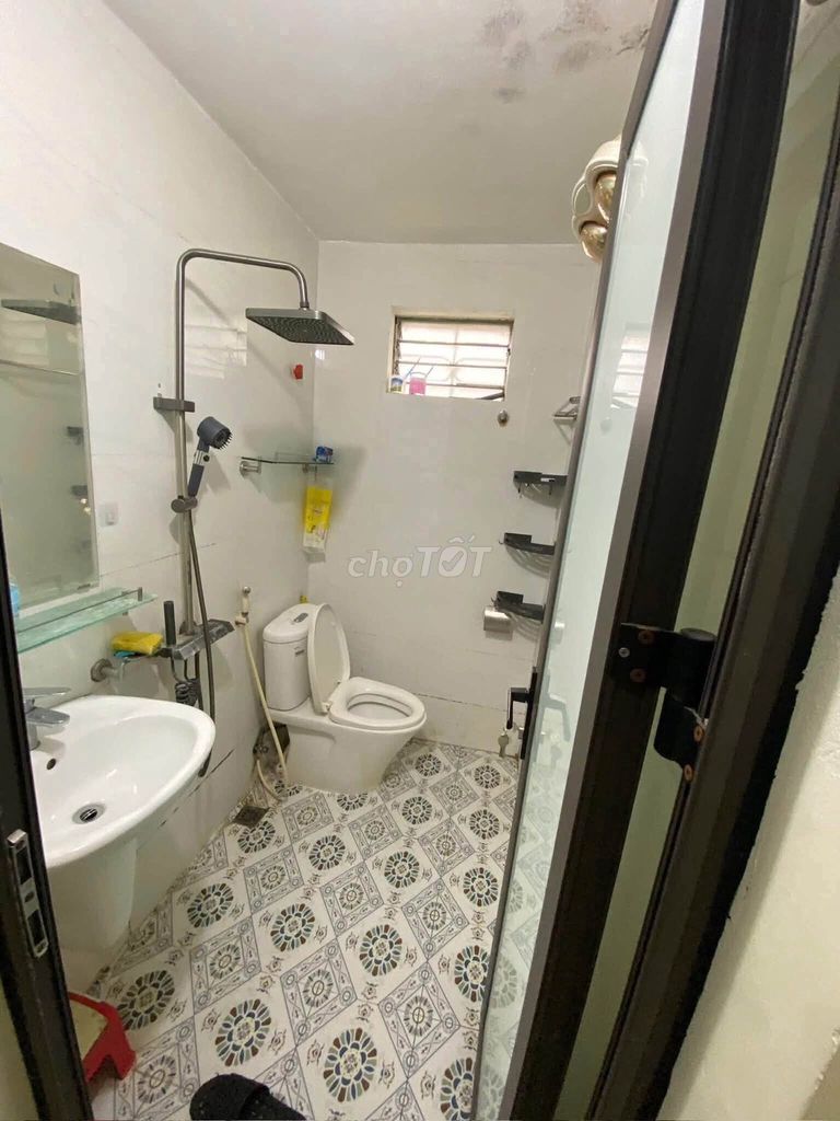 Трехэтажный дом на улице Ауко, Тейхо, 50 м²/этаж