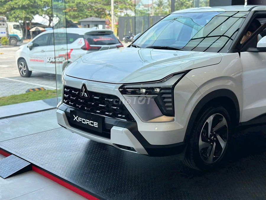 XFORCE TRẢ TRƯỚC CHƯA ĐẾN 100 TRIỆU NHẪN XE NGAY. Mua bán Ô tô tại Quận 1 Tp Hồ Chí Minh được đăng bởi Mitsubishi Trần Hưng Đạo hình 2